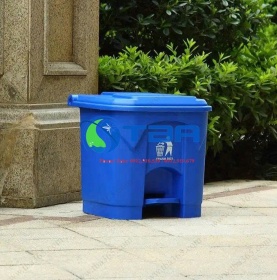 Thùng rác nhựa 30L cho gia đình màu xanh Da trời