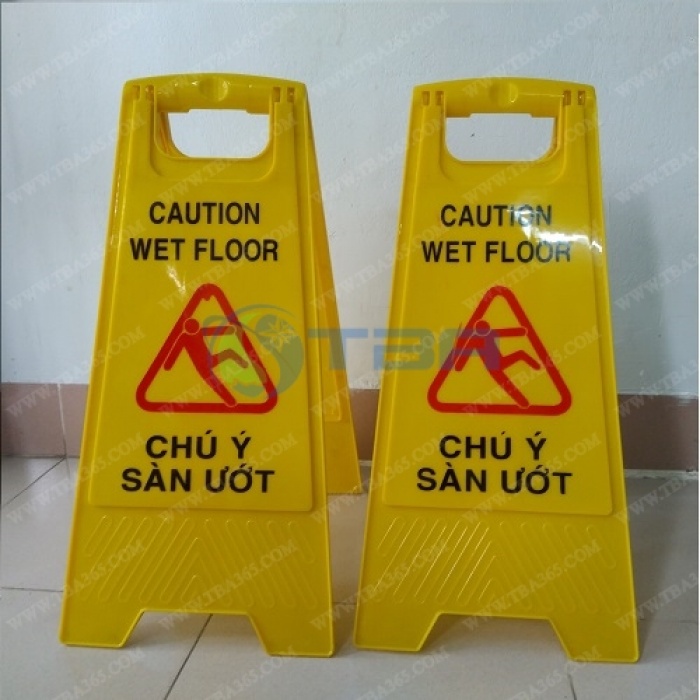 Biển cảnh báo sàn ướt- trơn trượt cho Nhà hàng
